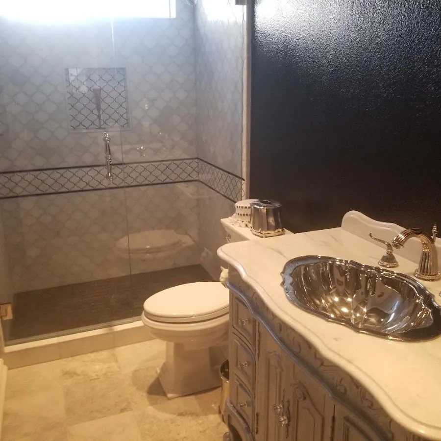 Professional plumbing work and bathroom remodeling in Hillsboro